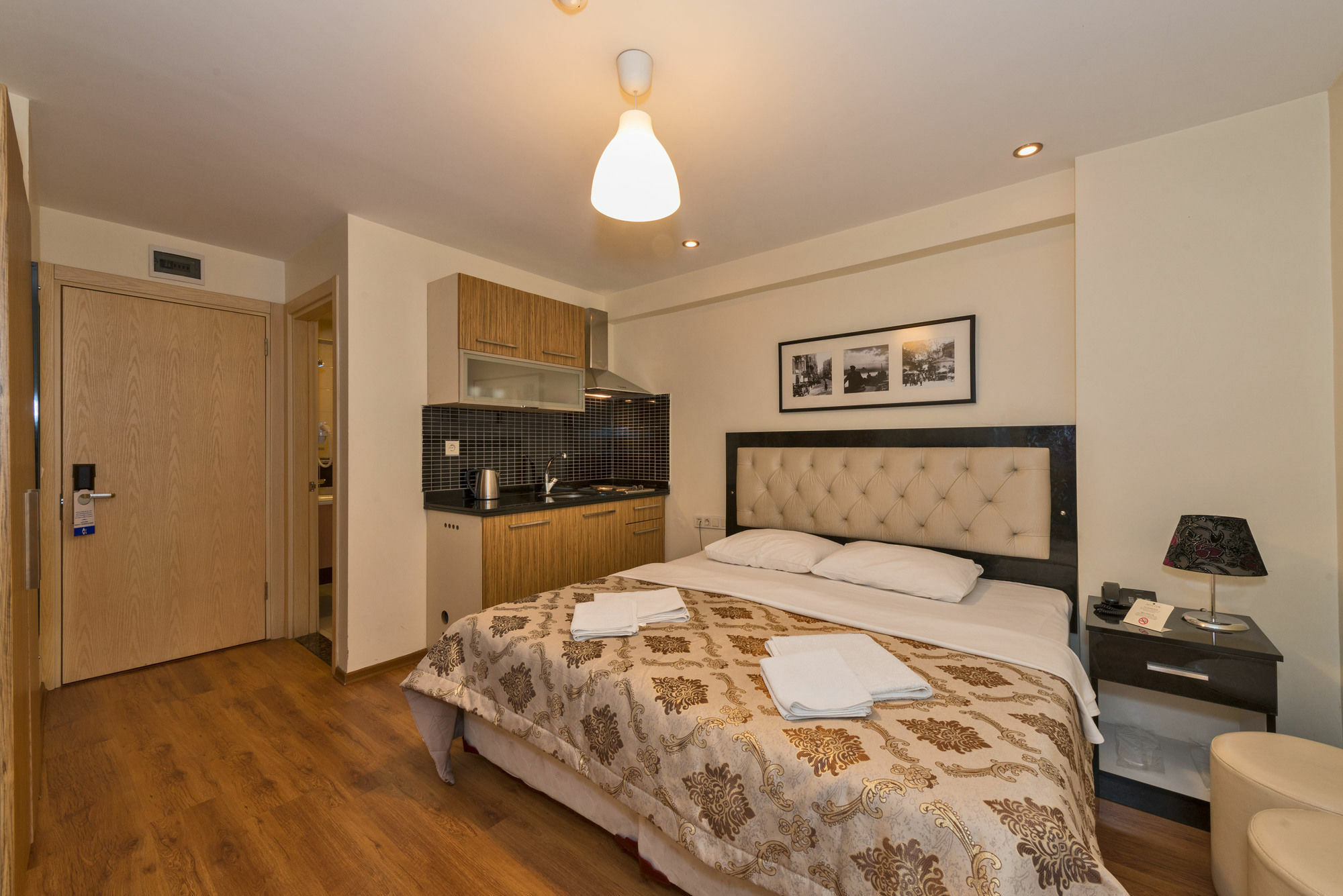Invictum Residence Istanbul Exterior photo